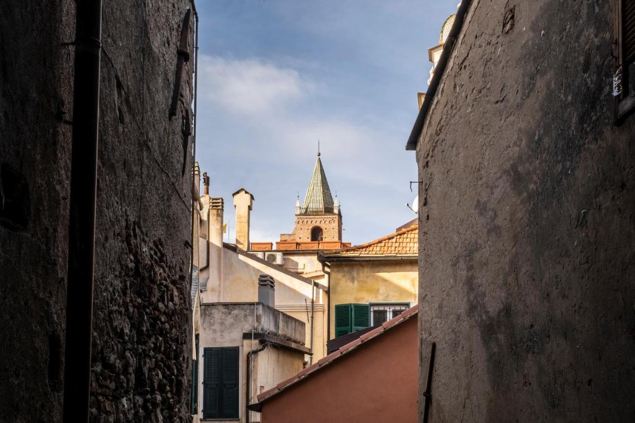 Archivolto Del Teatro Hotel Albenga Exterior foto